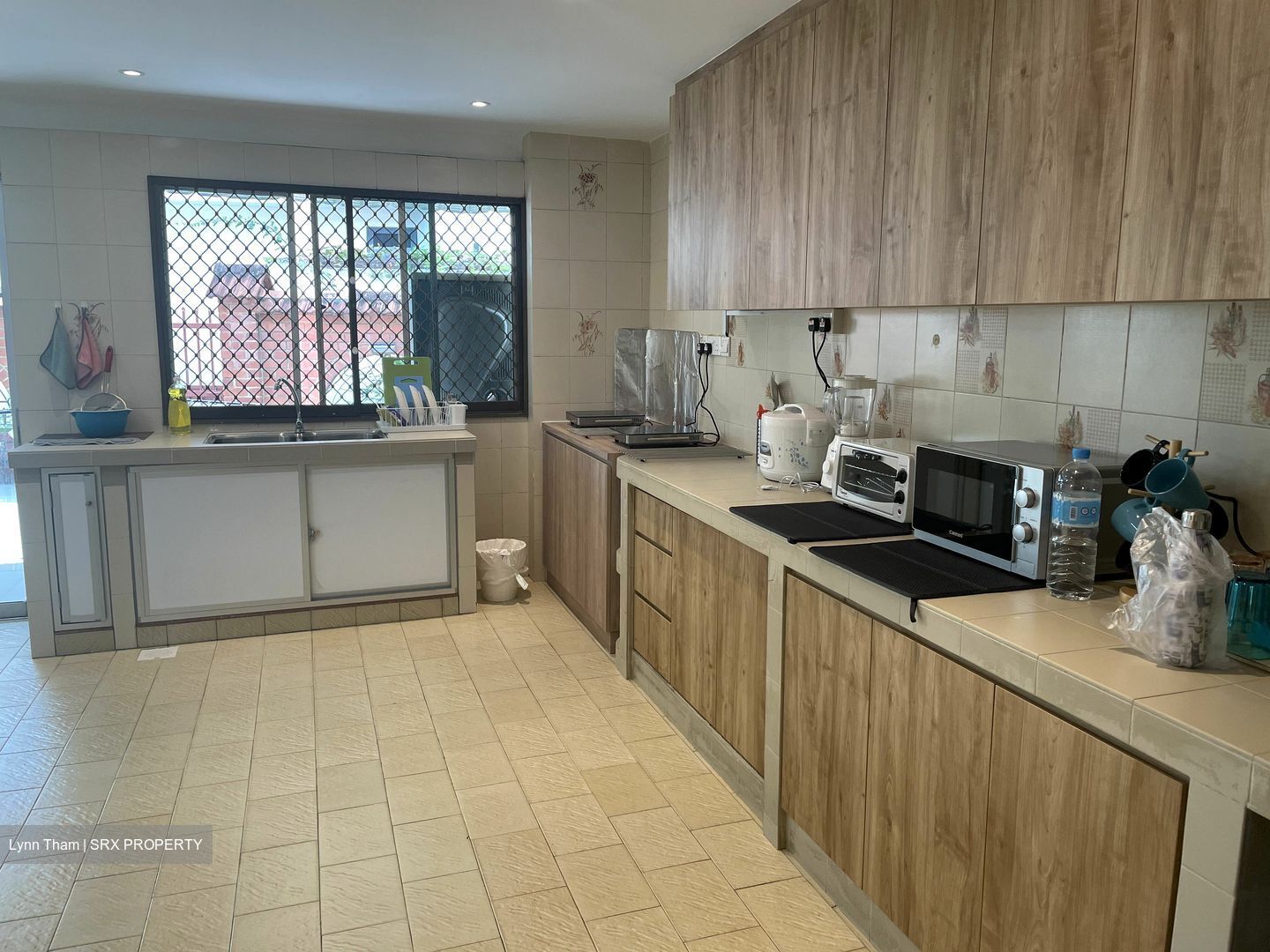 Golden Hill Estate (D19), Terrace #600790731